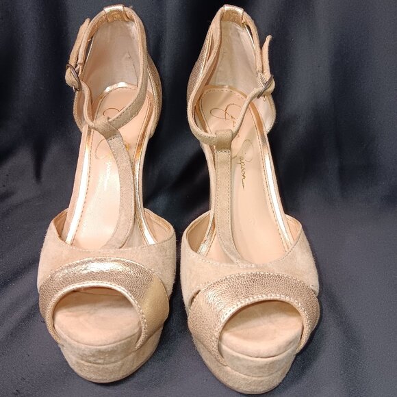 Jessica Simpson Platform Stiletto Beige And Gold Heels Size 5.5 {CH} - Picture 2 of 9